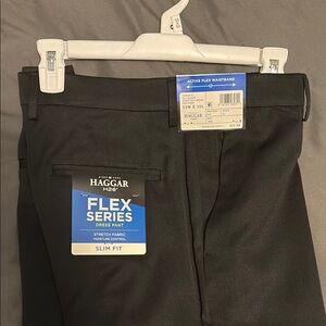 Haggar Flex Series Slim Fit Pants in Black